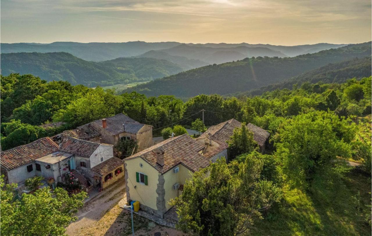 Beautiful Home In Krbune With Wifi Kültér fotó